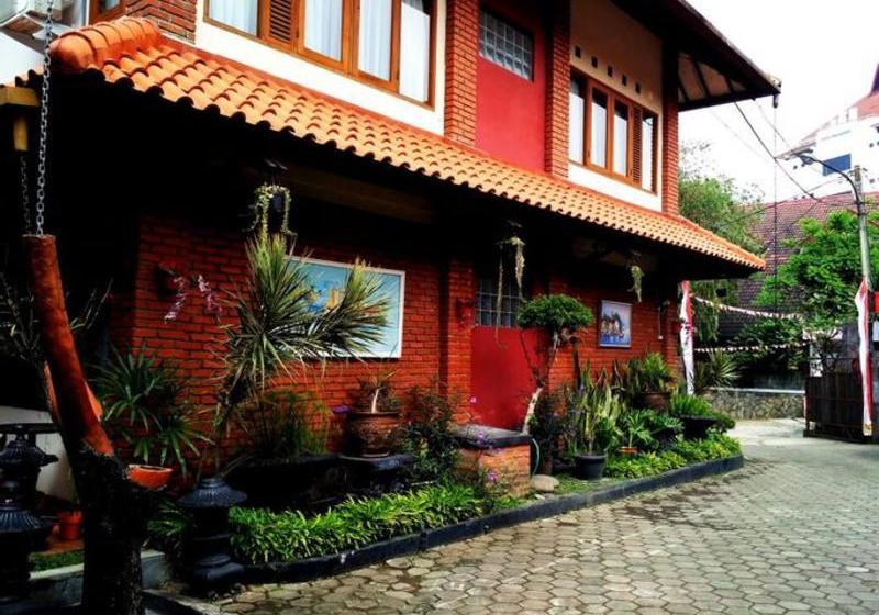 Hotell Wisma Puri Larasati