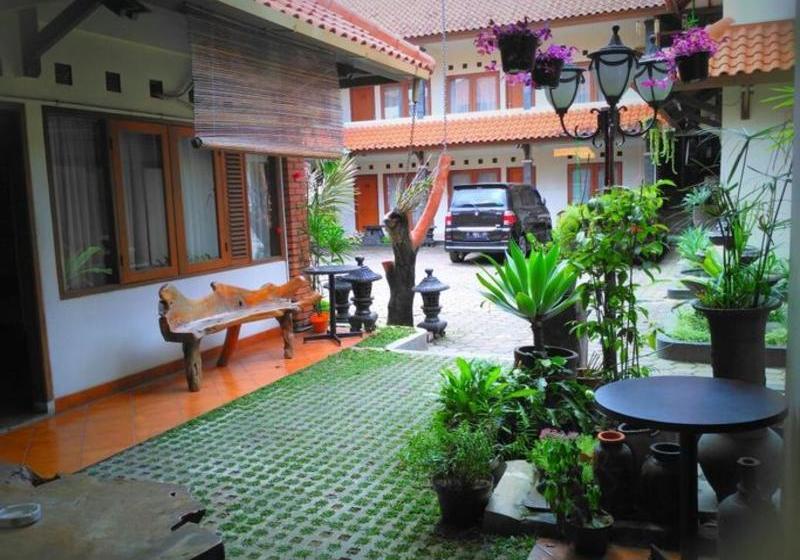 Hotell Wisma Puri Larasati