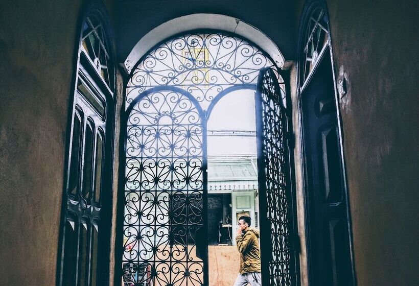 Otel Riad Razoli Sidi Fateh