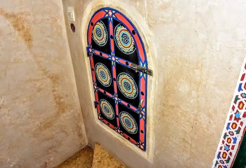 هتل Riad Razoli Sidi Fateh