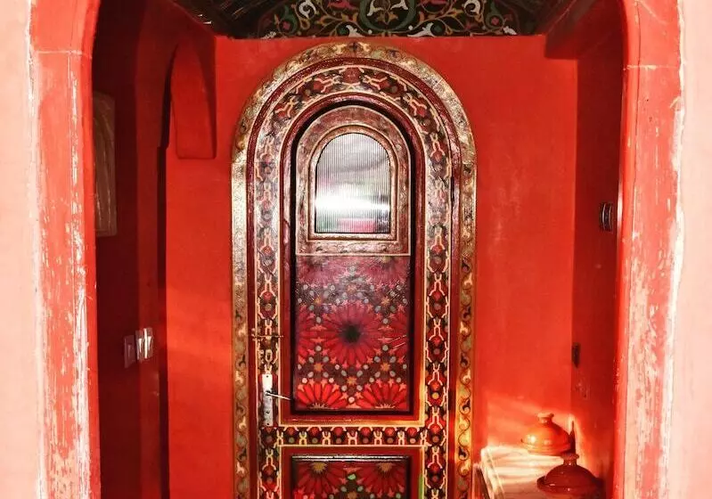 هتل Riad Razoli Sidi Fateh