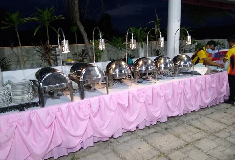 酒店 Shorestop Resort Inn