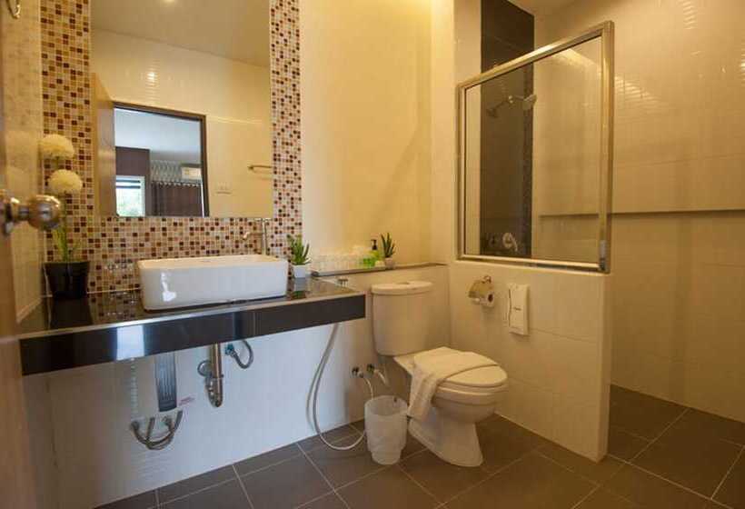 Отель The Cozy Nest Boutique Rooms