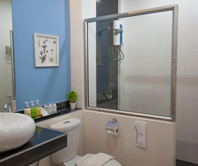 Отель The Cozy Nest Boutique Rooms