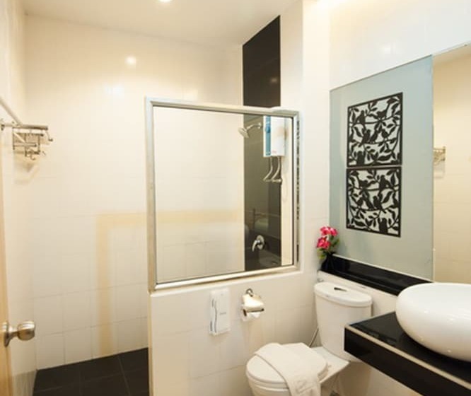 Отель The Cozy Nest Boutique Rooms