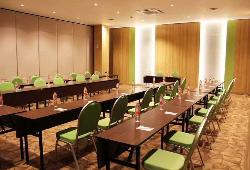 Zest Parang Raja Solo By Swiss Belhotel International