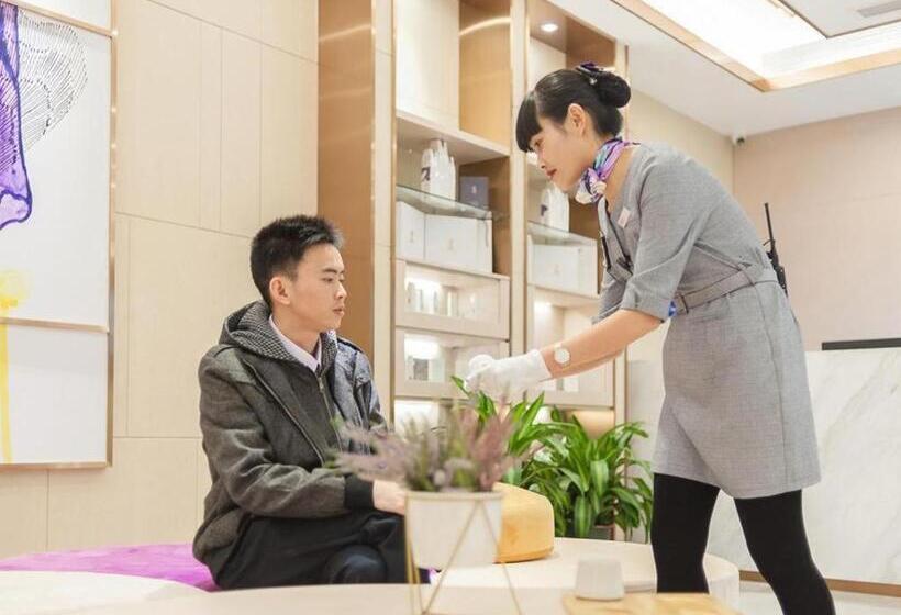 Lavande Hotel Beijing Fangshan Changyang Metro Station