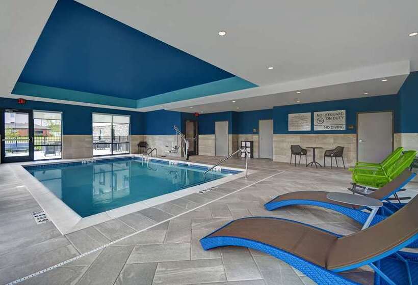 בית מלון כפרי Hampton Inn Cave City, Ky