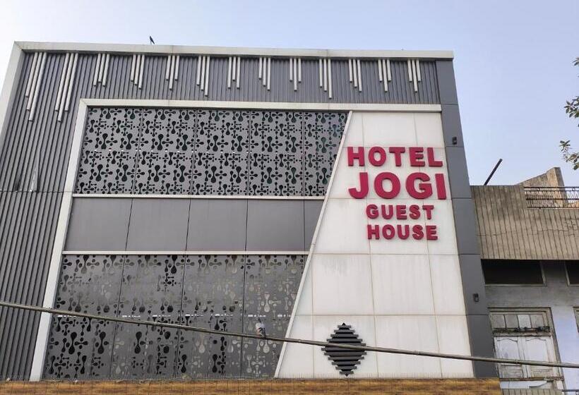 فندق Jogi Guest House For Families,friends Guest Facilities Fully Furnished Ac Rooms, Wifi, Lcdtvcable, A