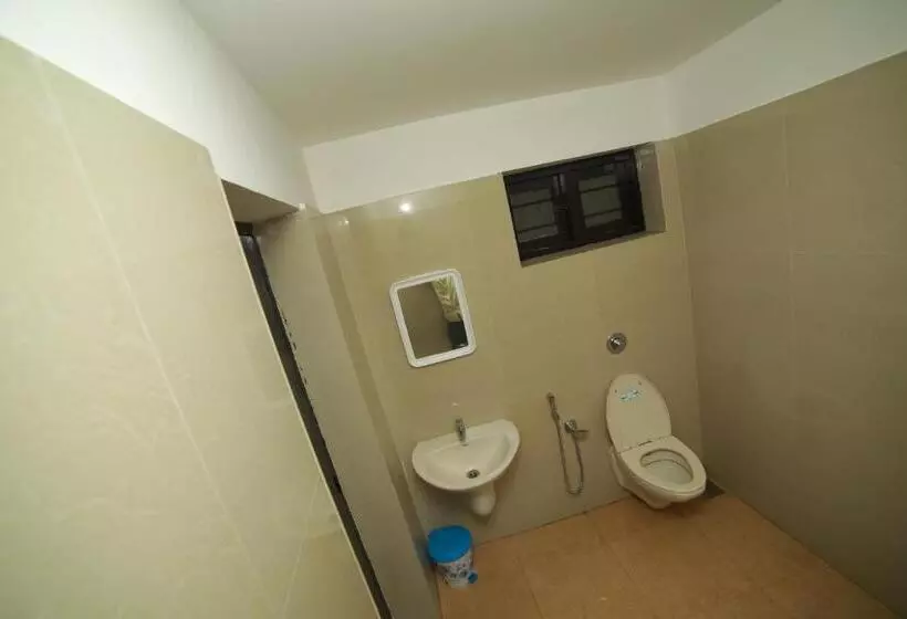 هتل Meghna Residency