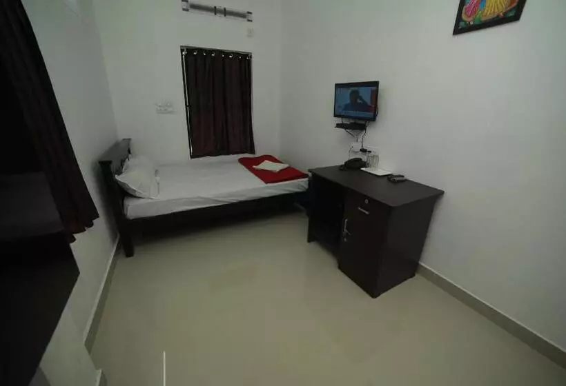 هتل Meghna Residency