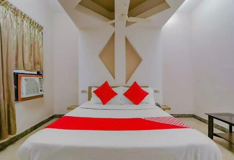 Hotelli Oyo 78939 Shambhavi Residency