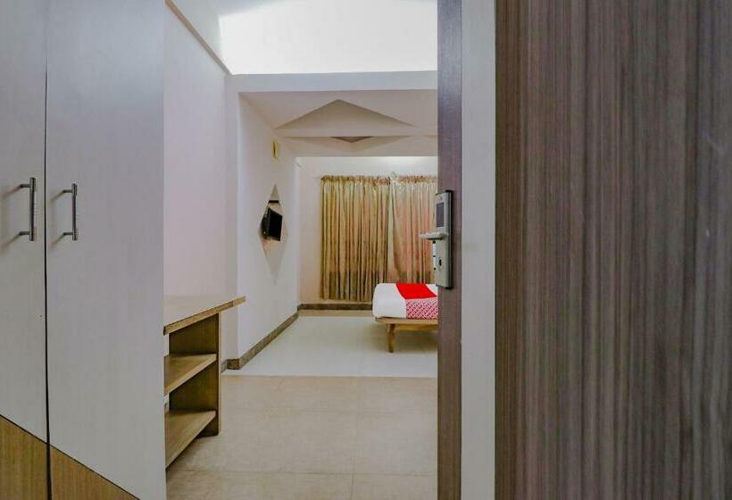Hotel Oyo 78939 Shambhavi Residency