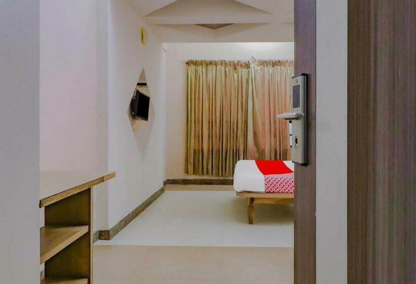 Hotel Oyo 78939 Shambhavi Residency