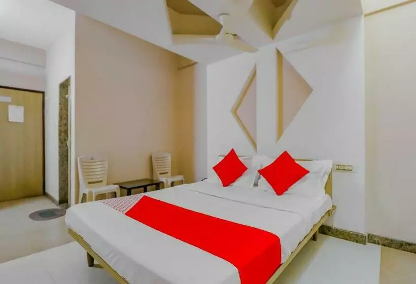 Hotelli Oyo 78939 Shambhavi Residency