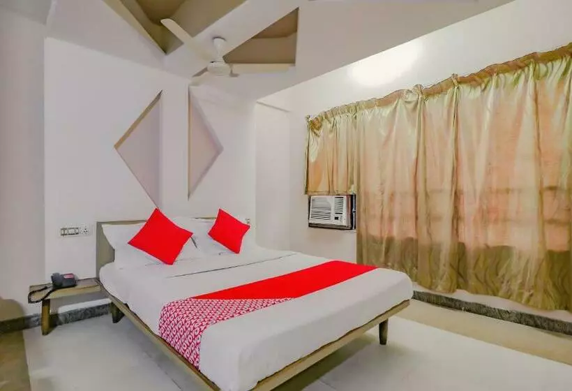 Hotelli Oyo 78939 Shambhavi Residency
