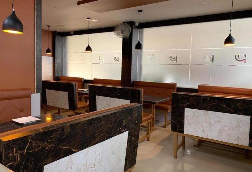 فندق The Porch Inn