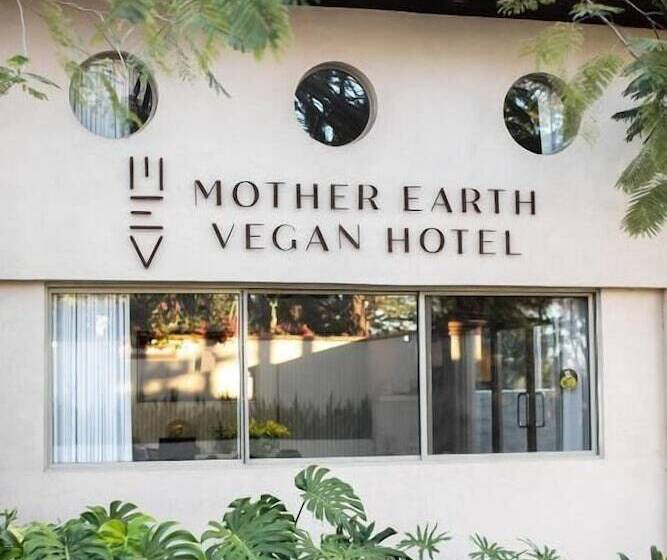 Mother Earth Luxury Boutique Hotel, Restaurant & Spa