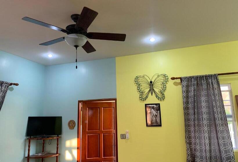 پانسیون Lily Pad Ii