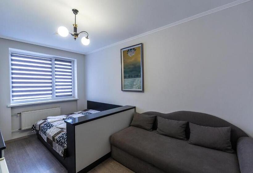 בית מלון כפרי алексік