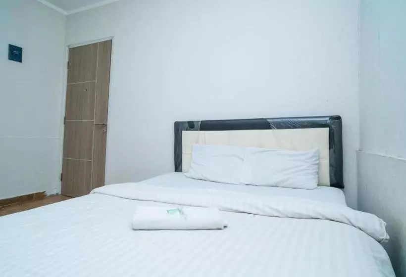 ホテル 77 Guest House Serpong Mitra Reddoorz