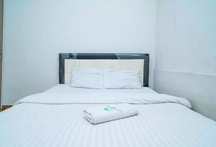 ホテル 77 Guest House Serpong Mitra Reddoorz