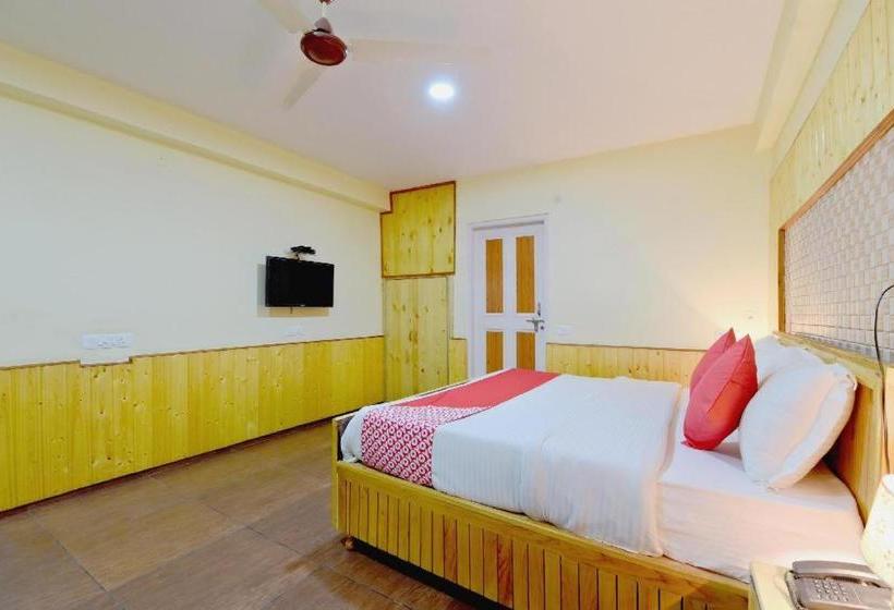 בית מלון כפרי High Nation Resort Manali