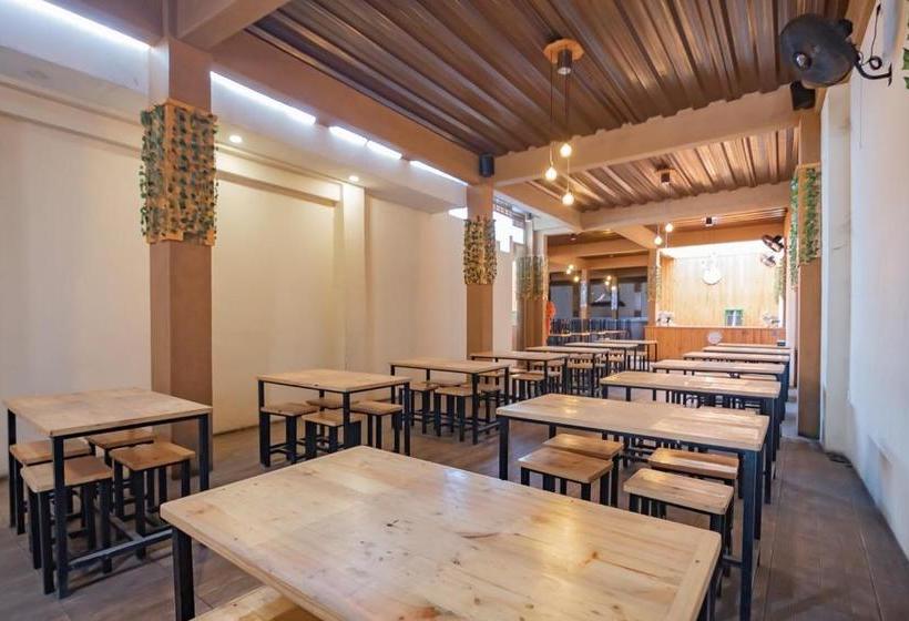 Hotel Kedai Gs Guest House