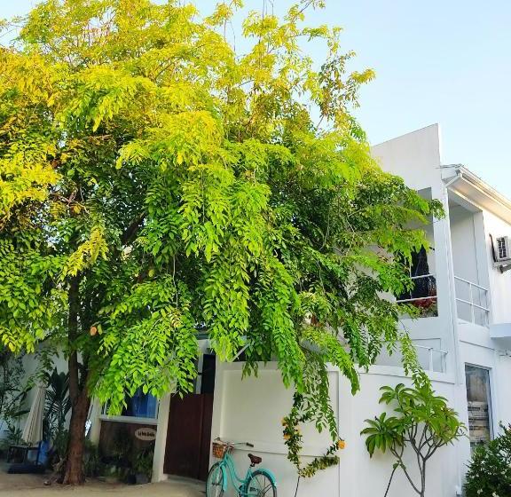 هتل La Isla Bonita Maldives