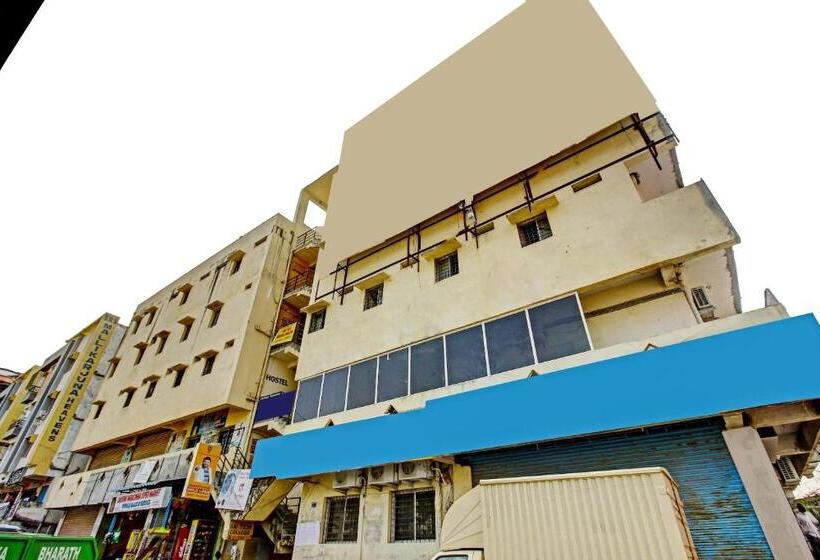 酒店 O Adhin Residency