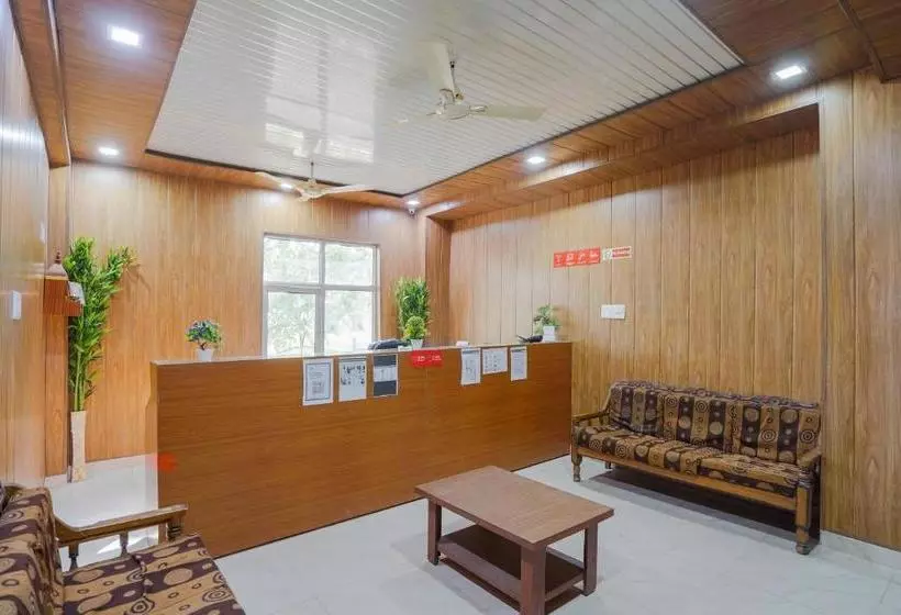 ホテル Oyo 78219 Flagship Brij Residency
