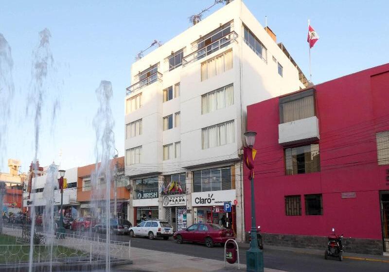 בית מלון כפרי Plaza