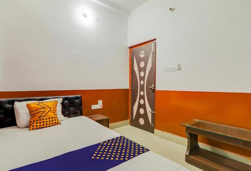 בית מלון כפרי Spot On 808342  Pratima And Banquet Hall