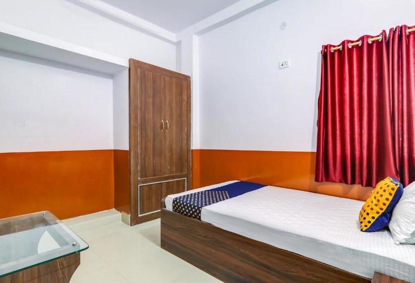 בית מלון כפרי Spot On 808342  Pratima And Banquet Hall