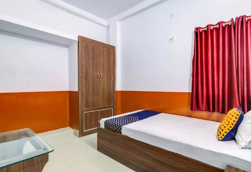 Hotelli Spot On 808342  Pratima And Banquet Hall