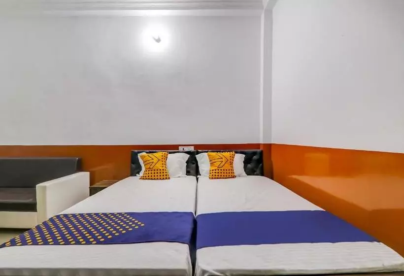 Hotelli Spot On 808342  Pratima And Banquet Hall
