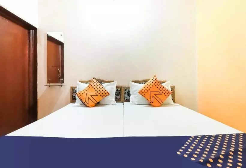 Hotelli Spot On 77881 Kasturi Sai Darbar