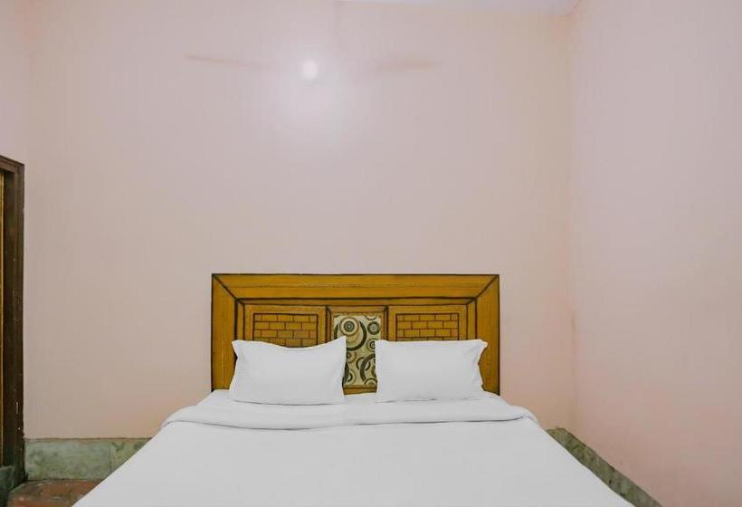 בית מלון כפרי Spot On 78690 Meet