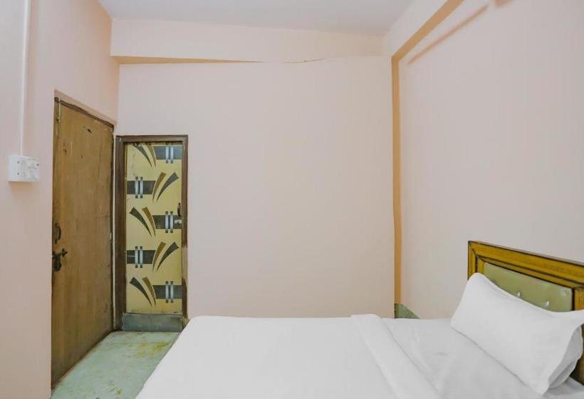 호텔 Spot On 78690  Meet