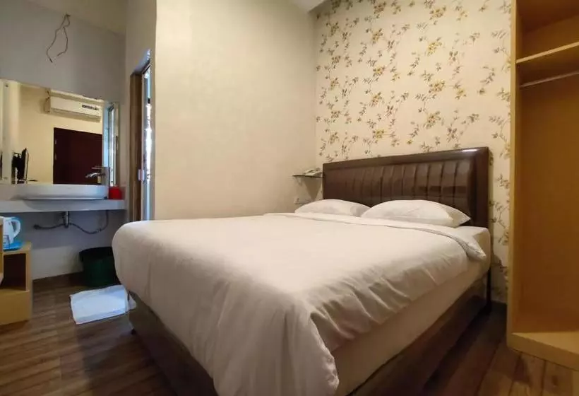 ホテル The Gior Inn