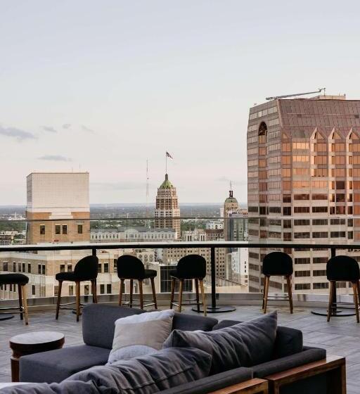 هتل Thompson San Antonio Riverwalk, By Hyatt