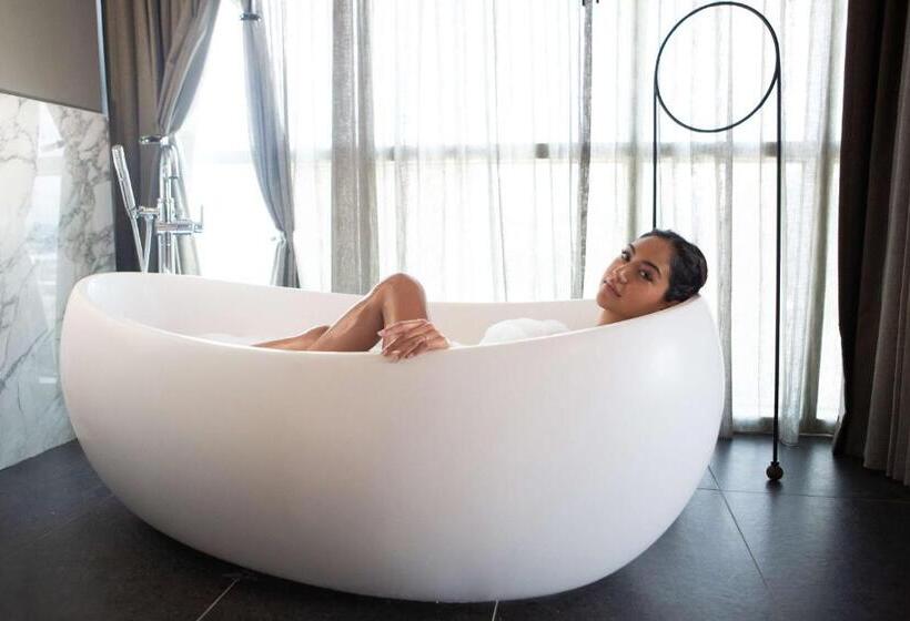 هتل Thompson San Antonio Riverwalk, By Hyatt