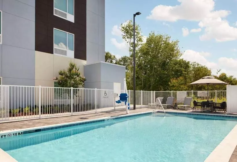 Hotelli Towneplace Suites By Marriott Plant City