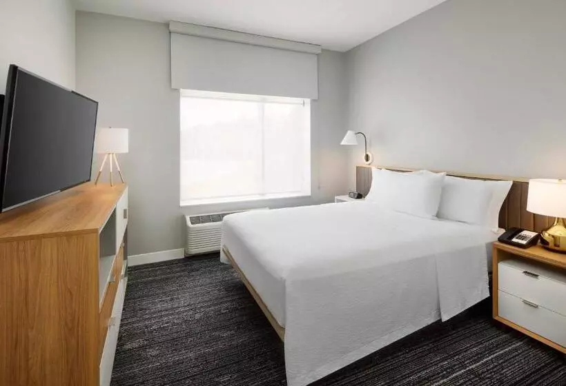 Hotelli Towneplace Suites By Marriott Plant City