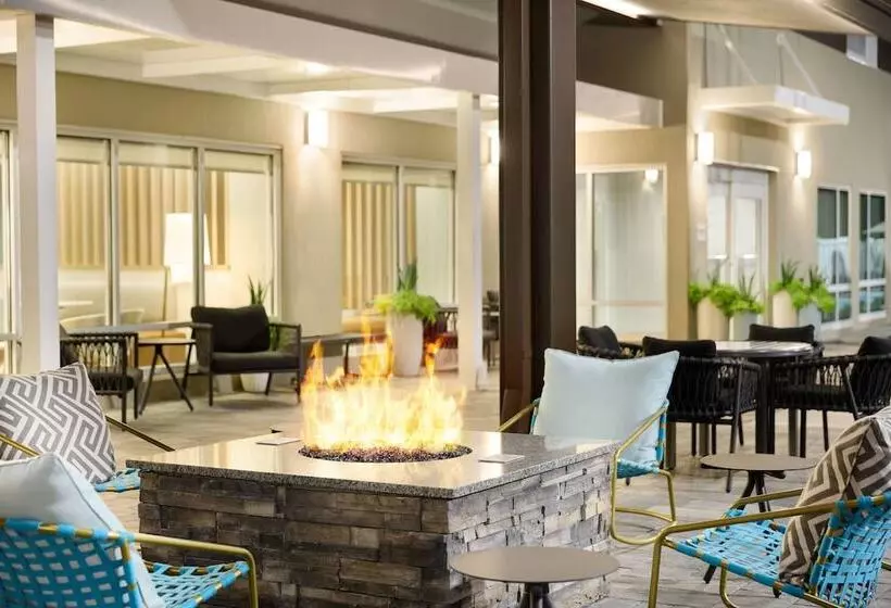 Hotelli Towneplace Suites By Marriott Plant City