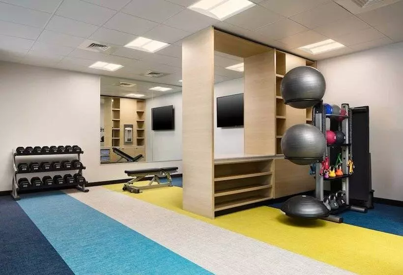 Hotelli Towneplace Suites By Marriott Plant City