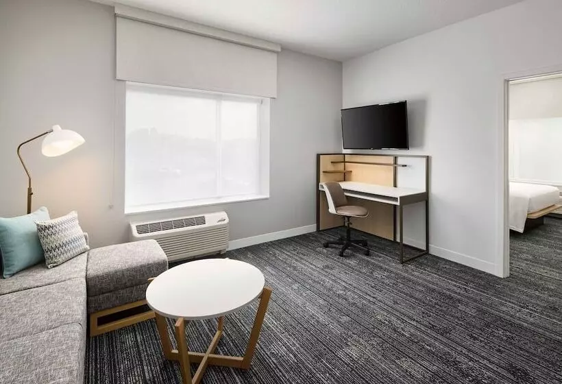 Hotelli Towneplace Suites By Marriott Plant City