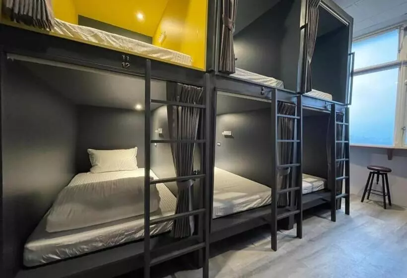 One Night Hostel