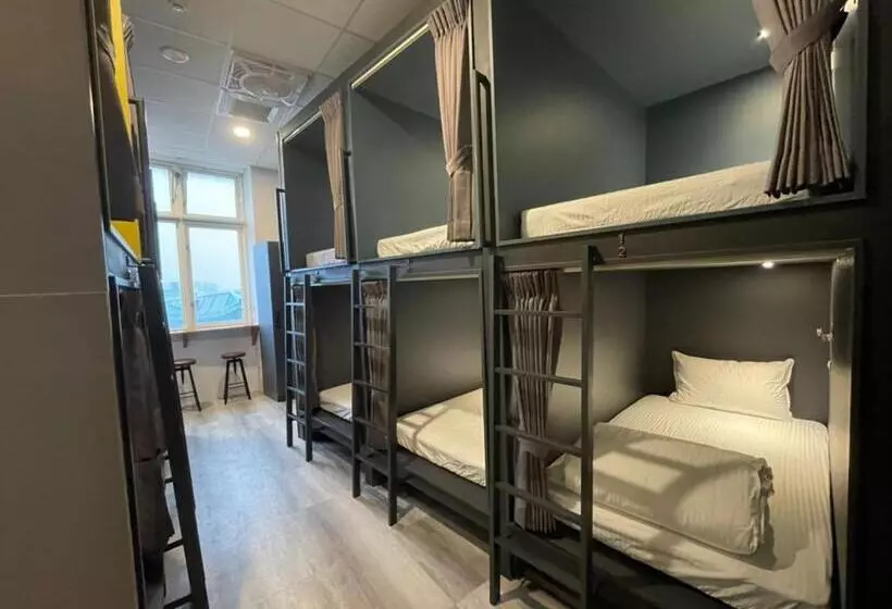 One Night Hostel