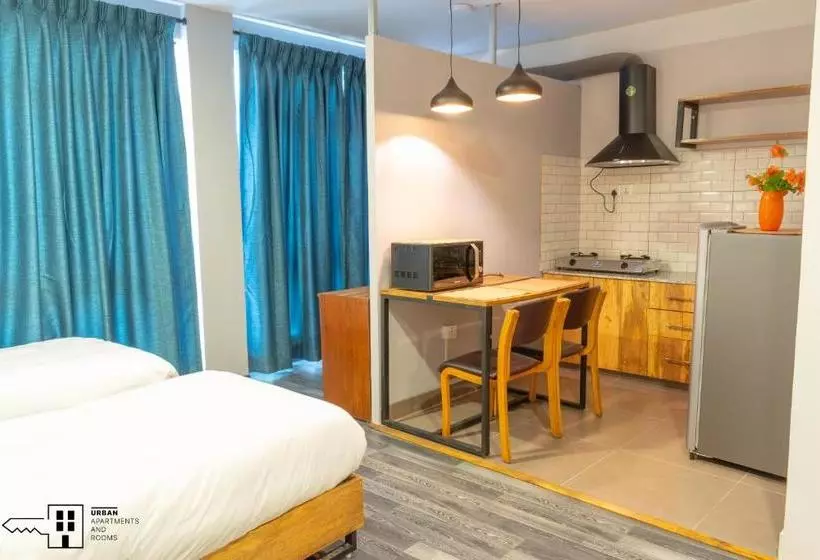 Urban Apartments And Rooms